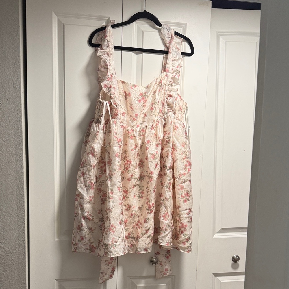 ARULA Cream Floral Ruffle-Shoulder Dress